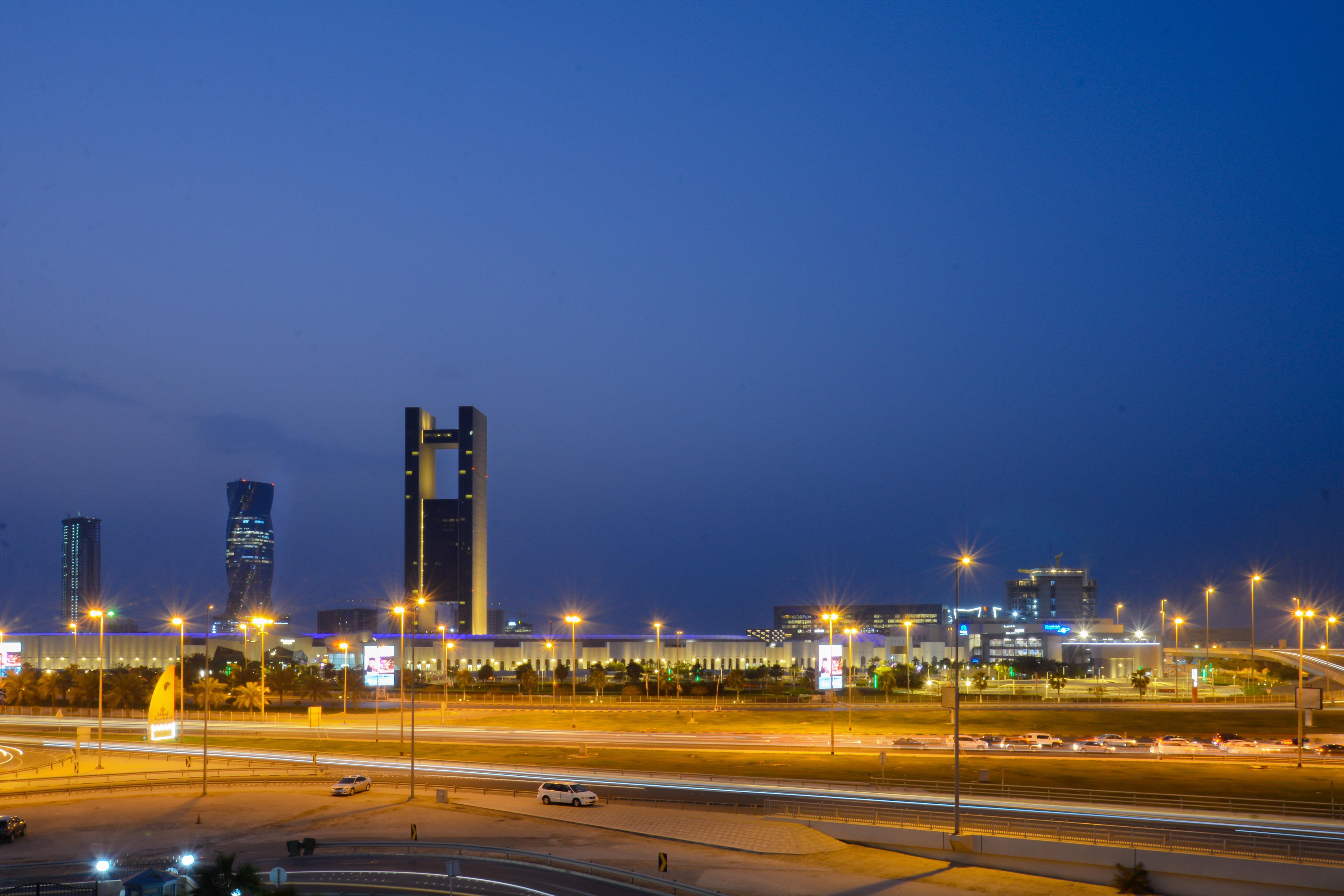 Готель Crowne Plaza Bahrain By Ihg Манама Екстер'єр фото Riyadh skyline